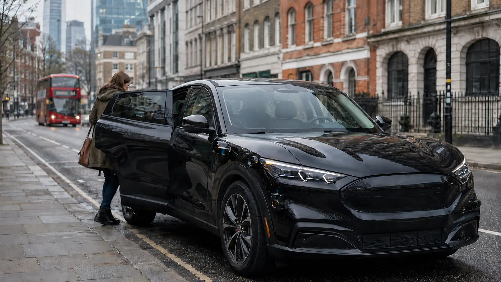 Uber et Wayve lancent des taxis autonomes